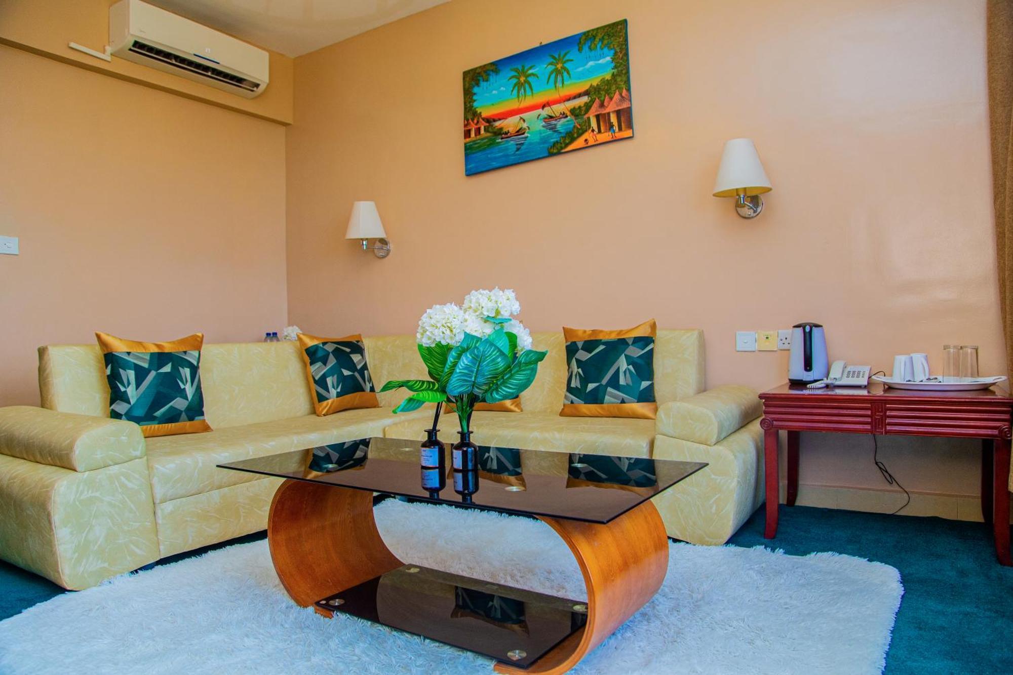 Luwa Evergreen Hotel Mtwara Bagian luar foto